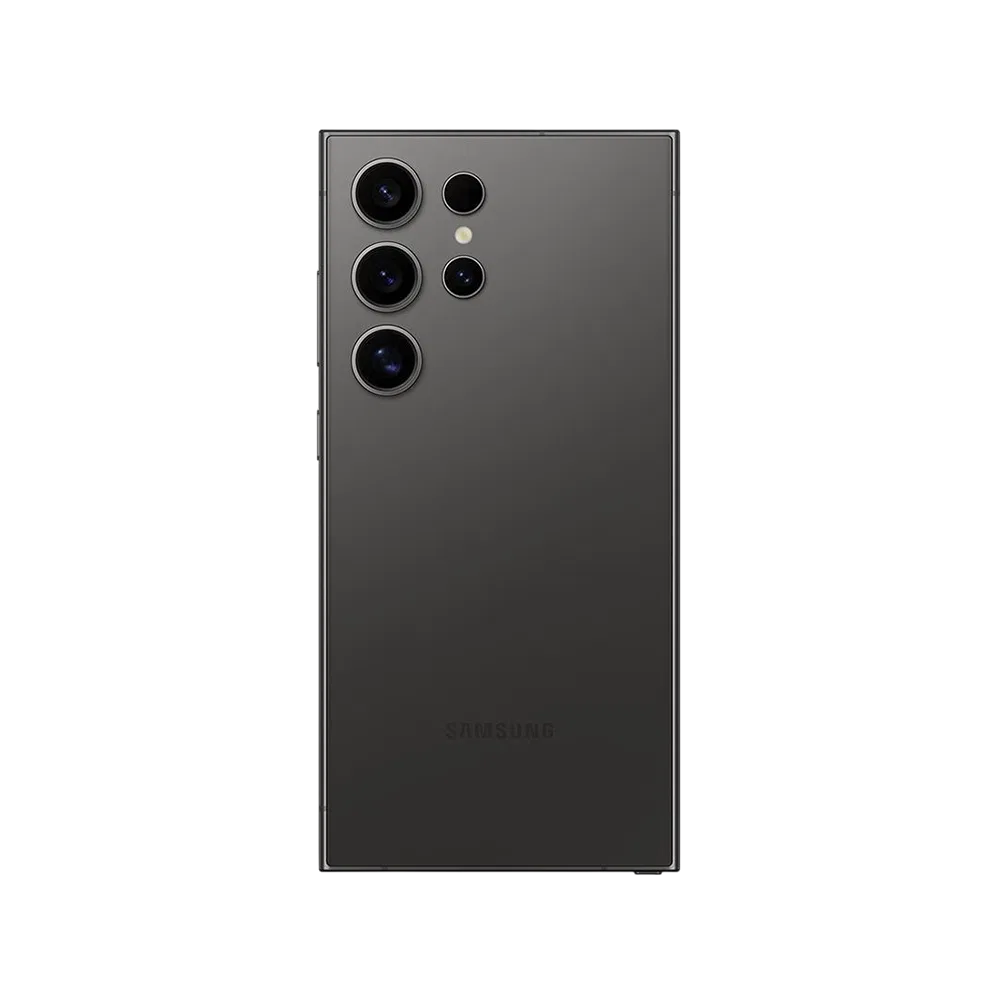 Titanyum Siyah Samsung Galaxy S24 Ultra akıllı telefonun arka yüzü, çoklu kamera ve flaş detayı