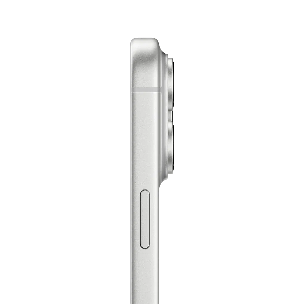 Apple iPhone 17 Pro Max gümüş akıllı telefonun yan profili, yükseltilmiş kamera çıkıntısı ve düğme detayı