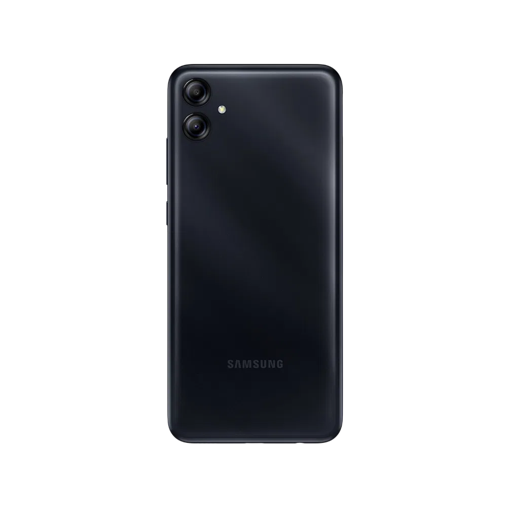 Samsung Galaxy A04e siyah akıllı telefonun arka yüzü, çift kamera ve flaş detayıyla görünüm