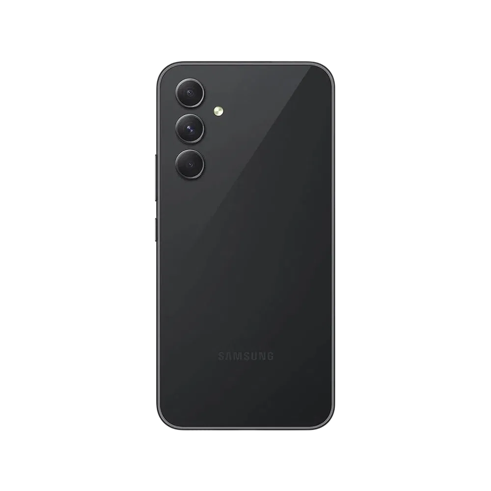 Samsung Galaxy A54 siyah akıllı telefonun arka yüzü, üçlü kamera dizilimi ve flaş detayıyla görünüyor