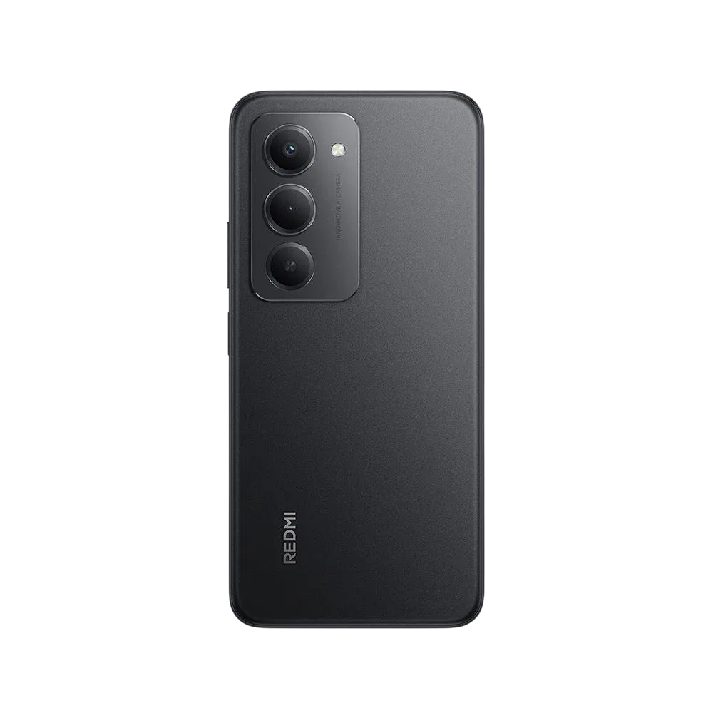 Xiaomi Redmi 15 siyah akıllı telefonun arka yüzü, üçlü kamera modülü ve mat tasarım detayları