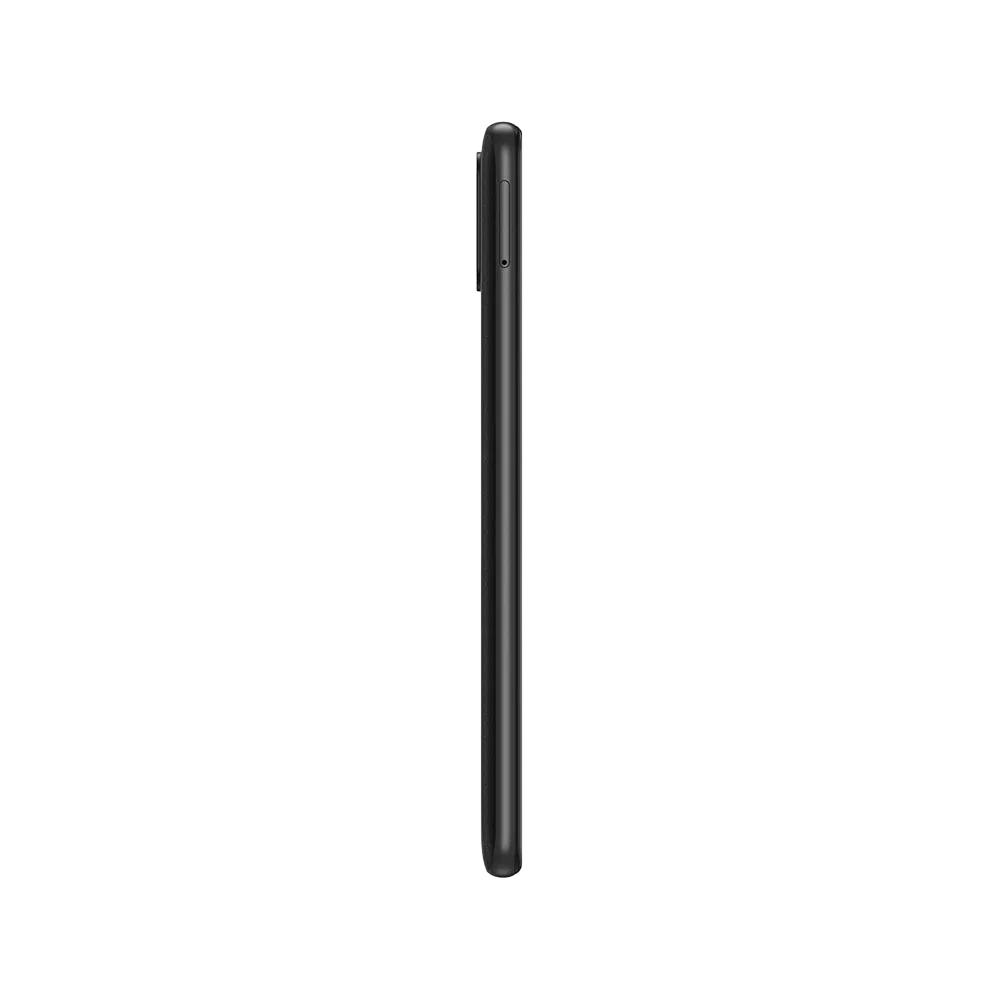 Samsung Galaxy A03 siyah akıllı telefonun yan profilden görünümü, ince çerçeveli gövde tasarımı