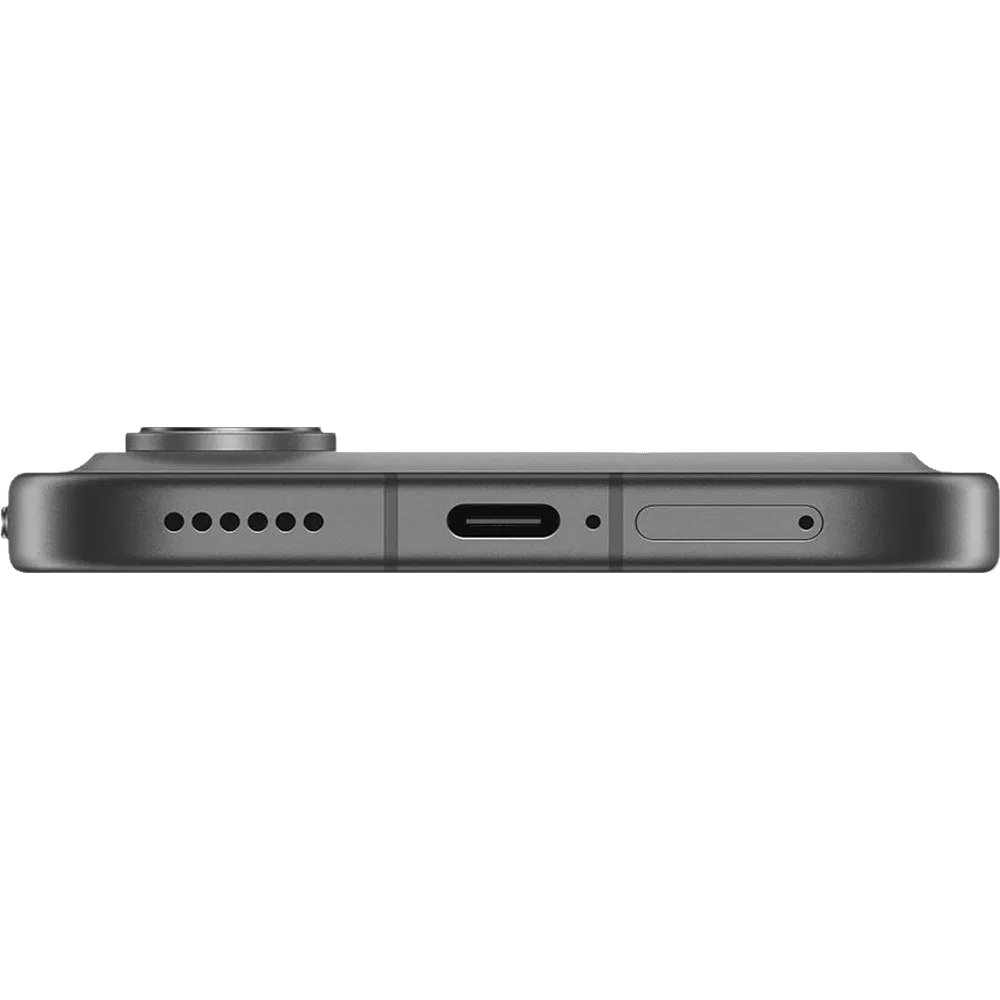 Siyah Honor 600 akıllı telefonun alt kenar detayında USB-C girişi, hoparlör ızgarası ve SIM yuvası