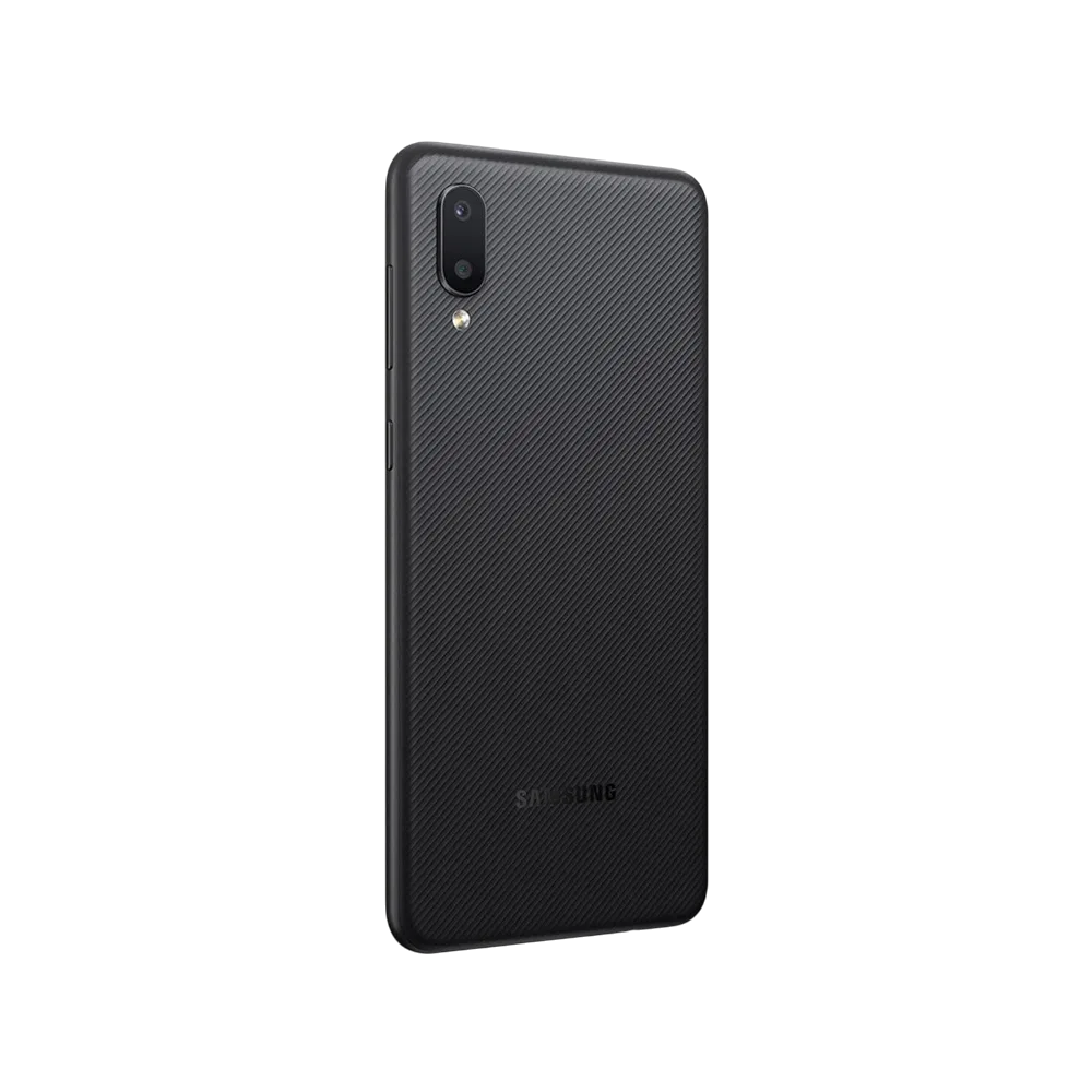 Samsung Galaxy A02 siyah akıllı telefonun arka yüzü, çift kamera ve dokulu kapak tasarımıyla görünüm