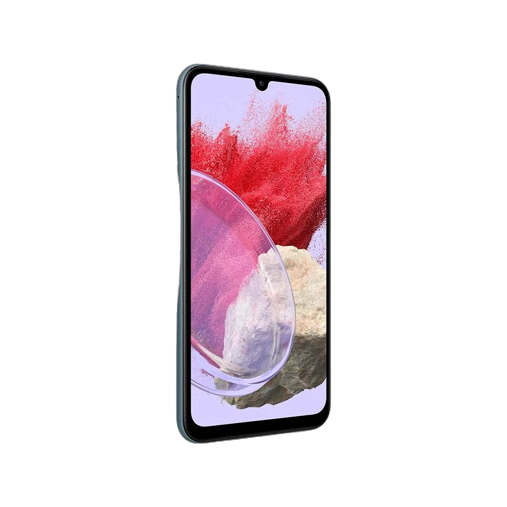 Samsung M34 5G mavi akıllı telefon, önden eğimli açıyla ve renkli ekran arka planıyla gösteriliyor