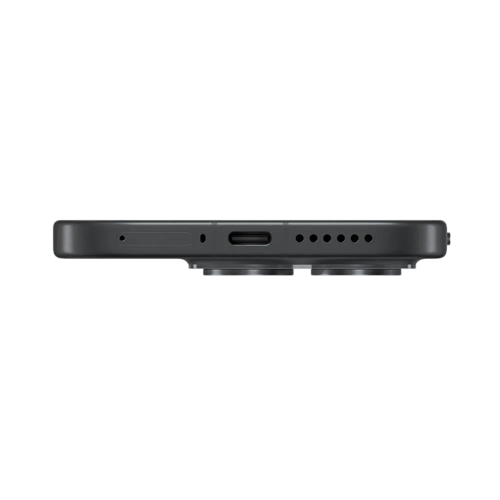 Siyah Xiaomi 17 akıllı telefonun alt kenar görünümü, USB-C şarj girişi ve hoparlör ızgarası detaylı