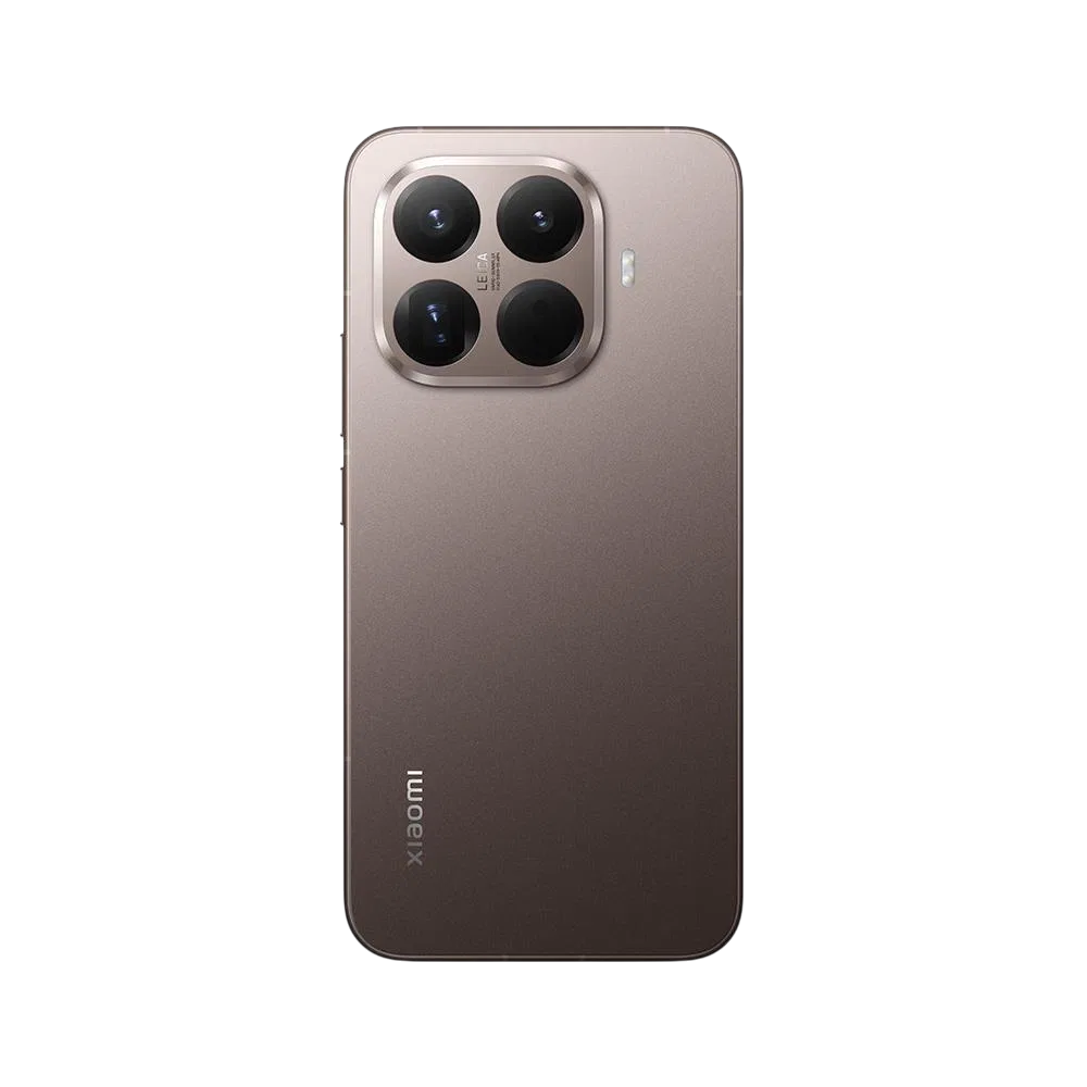 Xiaomi 15T Pro altın akıllı telefonun arka yüzü, dörtlü kamera adası ve LED flaş detayıyla görünüm
