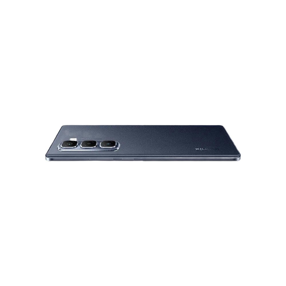 Siyah Infinix Hot 50 Pro Plus akıllı telefon, üçlü arka kamera modülüyle yatay arka görünüm
